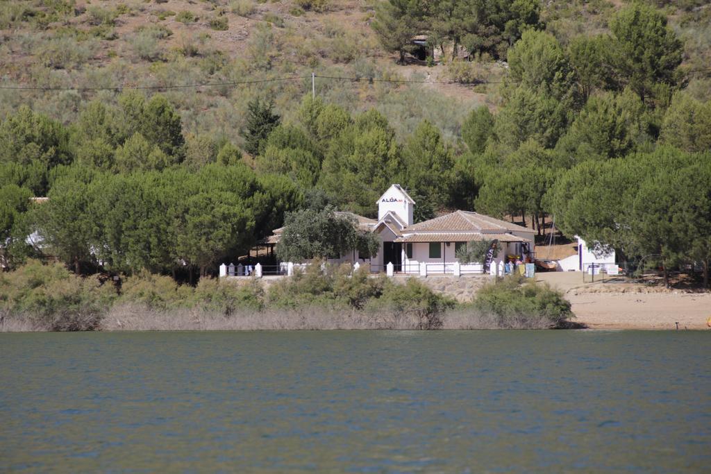 Centro De Ocio Alua Casa Rural Iznajar Lago De Andalucia Exterior photo