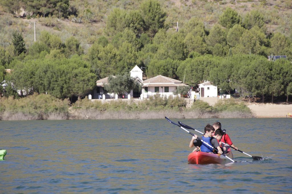 Centro De Ocio Alua Casa Rural Iznajar Lago De Andalucia Exterior photo